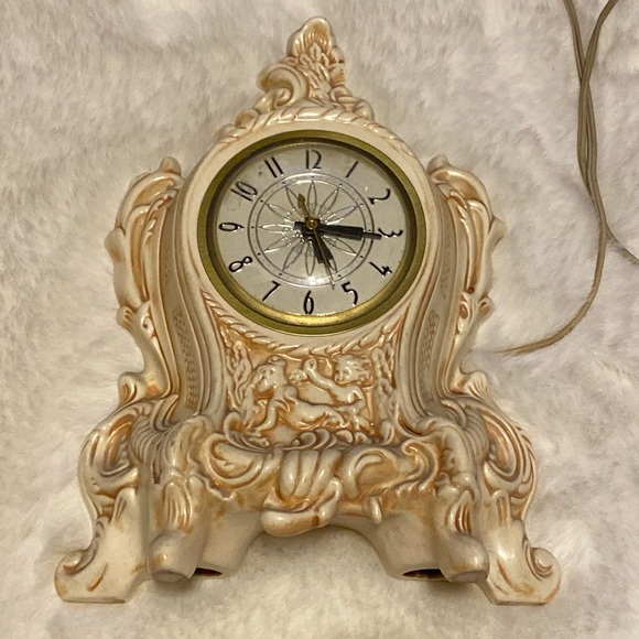 lanshire Other - Vintage lanshire electric ceramic mantle clock cottagecore shabby